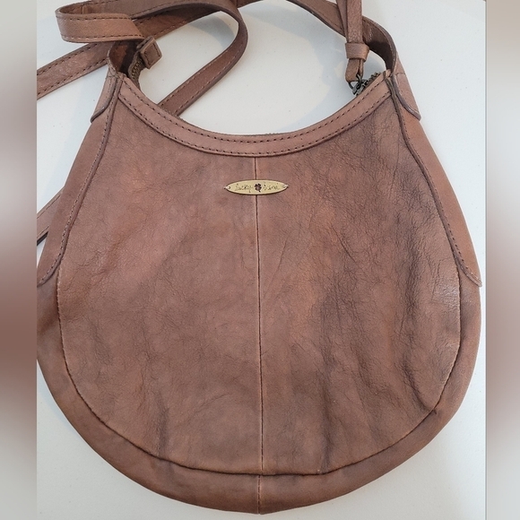 Lucky Brand Leather Hobo Crossbody Bag - Picture 4 of 11